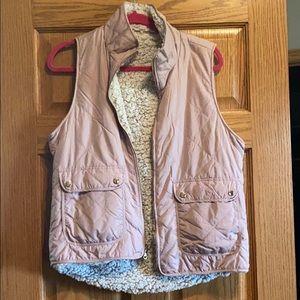 Boutique reversible vest M/L